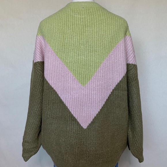 Colorblock Sweater - Picture 2 of 2